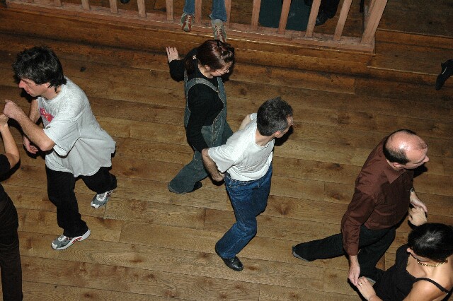 min 2006 12 05 latino 102